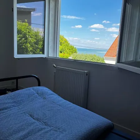 Maison Vue Avec Jardin * Le Tréport